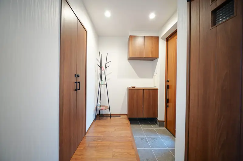 Hall closet and the way through the apartment